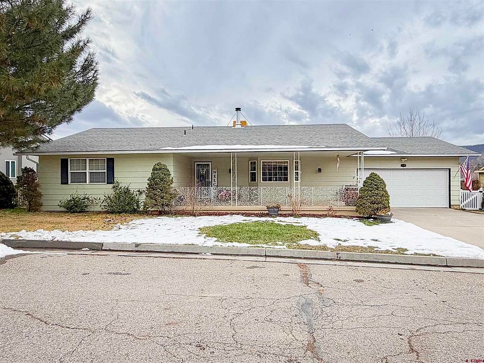 1st image of 114 Meadowbrook Court