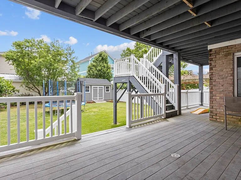 9620 Dolphin Run — Photo 42