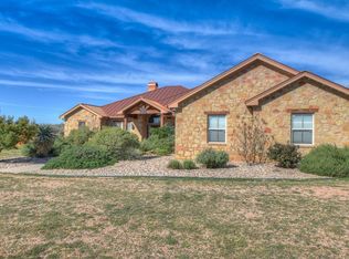 107 Centerfield Ln, Llano, TX 78643