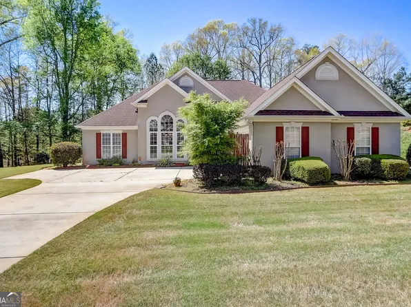 150 River Birch Trce, Fayetteville, GA 30215