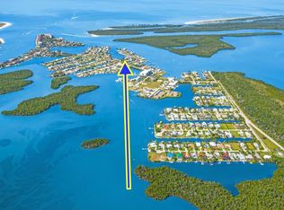 118 W Hilo St, Naples, FL 34113