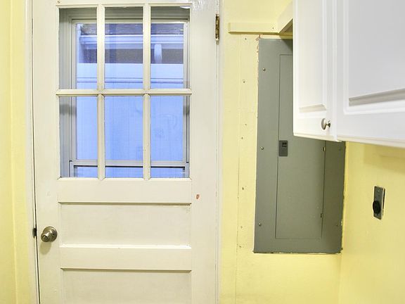 5th image of 1064 16th Ave #1064