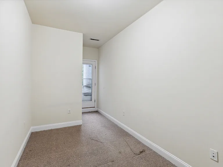 1733 N Gratz St #B — Photo 16