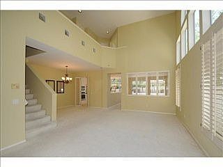 3rd image of 4546 Da Vinci St
