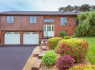 140 Spring Hill Rd, Aliquippa, PA 15001