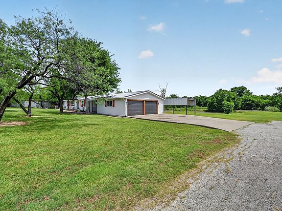2nd image of 704 Spring Miller Ct