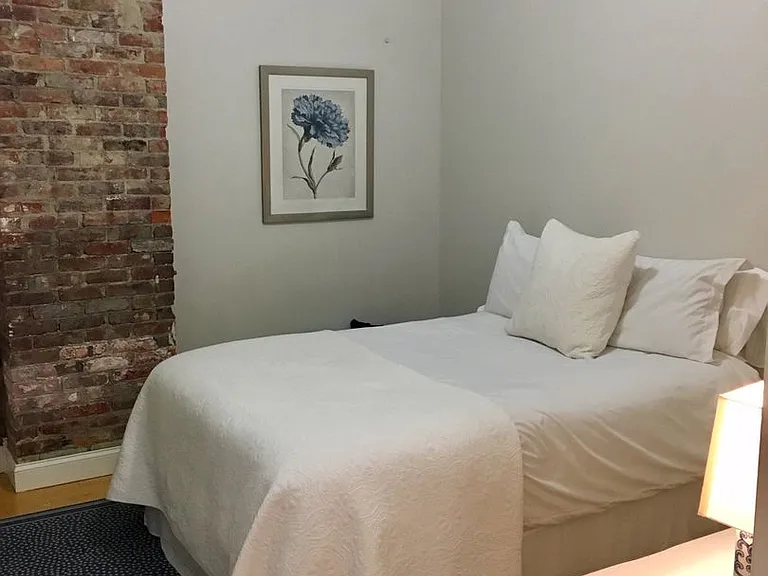 369 Washington St — Photo 9
