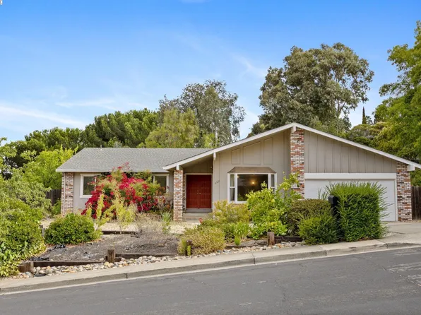 4321 Kingswood Dr, Concord, CA 94518