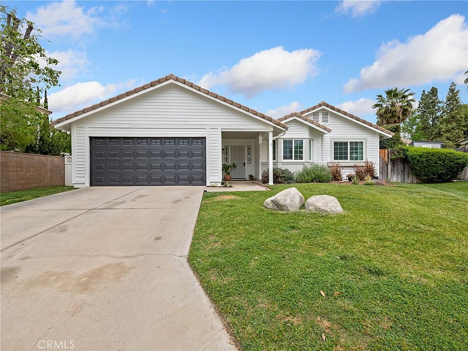1st image of 1529 Emilia Way