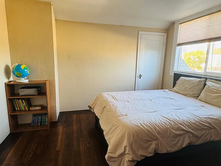 1345 Cabrillo Ave — Photo 9
