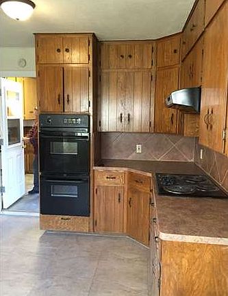 2nd image of 318 Tucson Dr