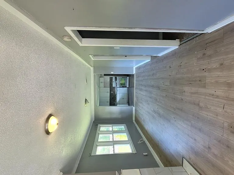 15205 Lincoln Ave — Photo 21