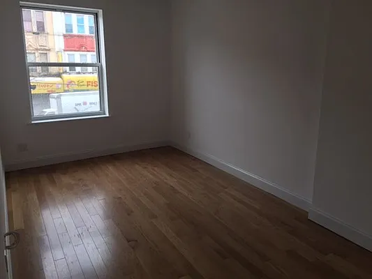 Rented by Alexander Bilu, LREB | media 16