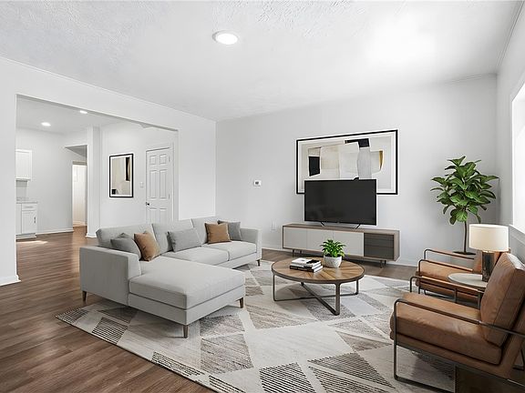 3rd image of 2923 Frederick St
