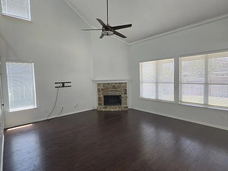 1320 Wheatear Dr — Photo 5