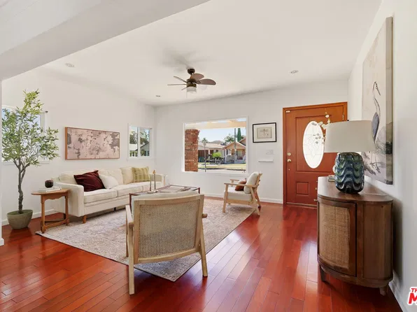 1825 Middleton Pl, Los Angeles, CA 90062