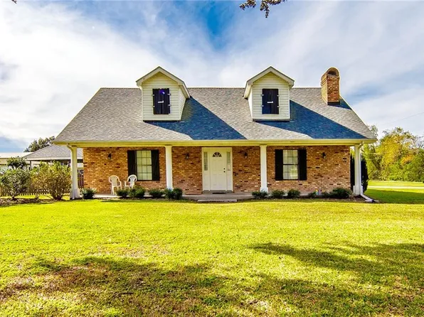 1501 Hyland Dr, Lockport, LA 70374
