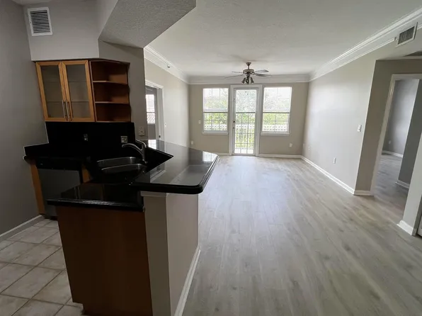 9833 Baywinds Drive #7306, West Palm Beach, FL 33411
