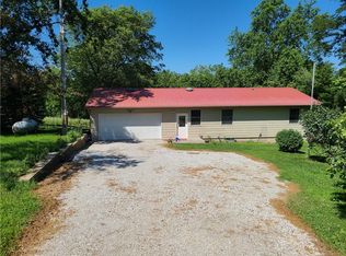 3273 Barrows Ave, Bussey, IA 50044