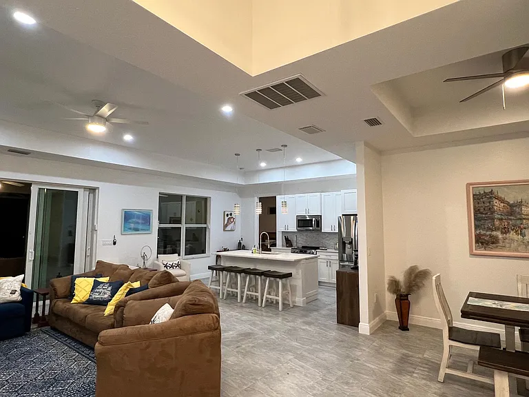 2525 SW 21st Ave — Photo 31