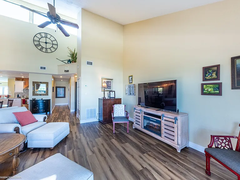 1801 Jamaica Way #331 — Photo 29