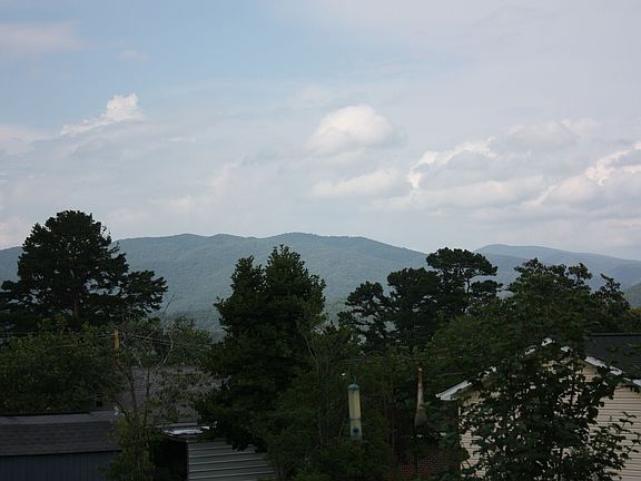 2nd image of 510 Blevins Ave
