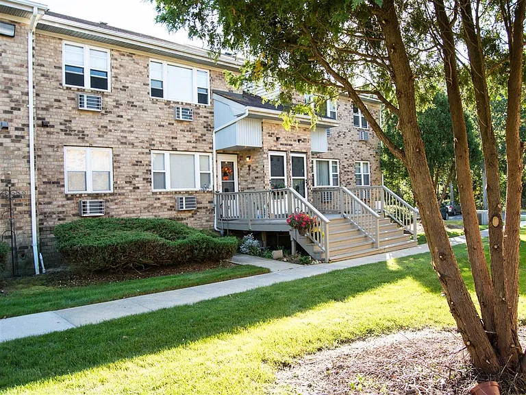 Brookwood at Oakdale 55+ — Photo 6