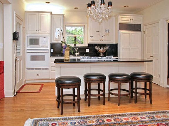 5th image of 216 Paseo Encinal St