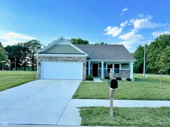 2054 Heron Dr, Seymour, IN 47274