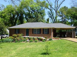 1000 Oakdale Dr, Columbia, TN 38401