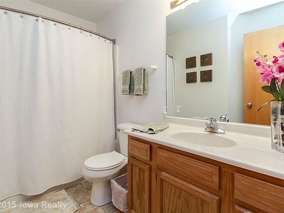 5th image of 455 SE Carefree Ln