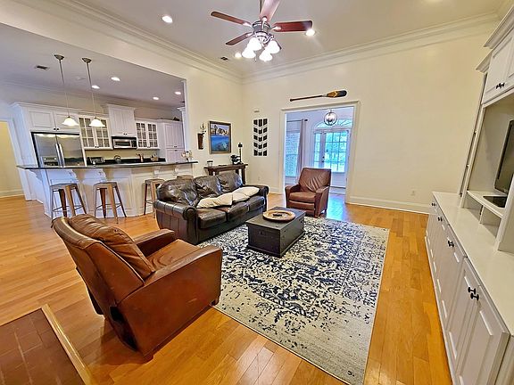 4th image of 4419 Triple Oak Dr