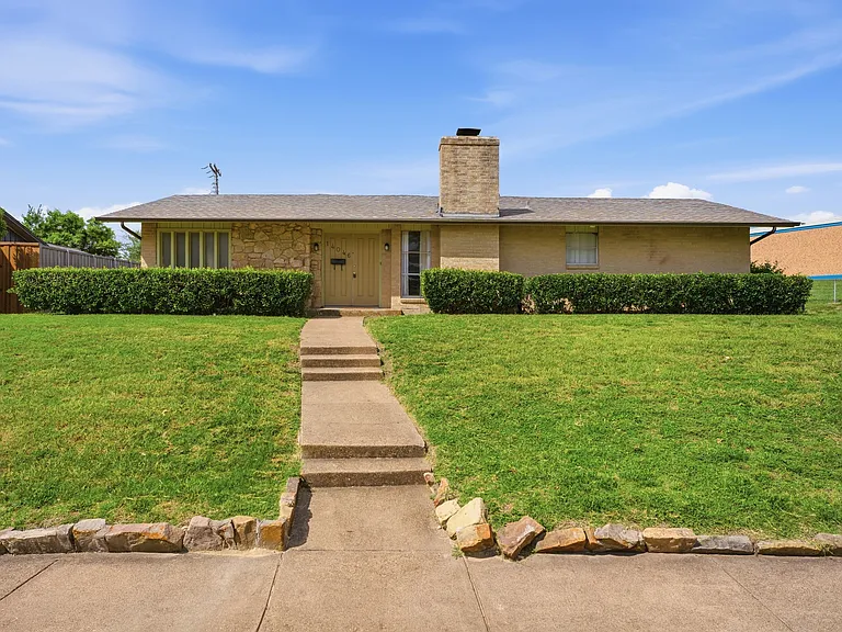 14046 Rolling Hills Ln — Photo 4