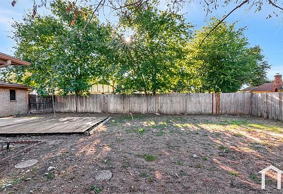 4th image of 3816 Buckhorn Pl