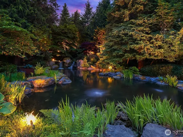 15910 Uplands Way SE, North Bend, WA 98045