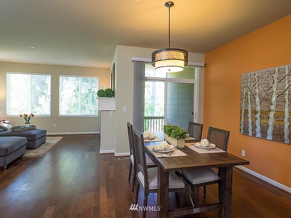 4th image of 8111 Douglas Avenue SE #10