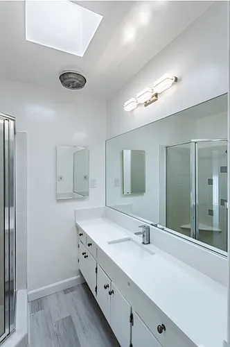 Floor plan 2 Bed - 2 Bath