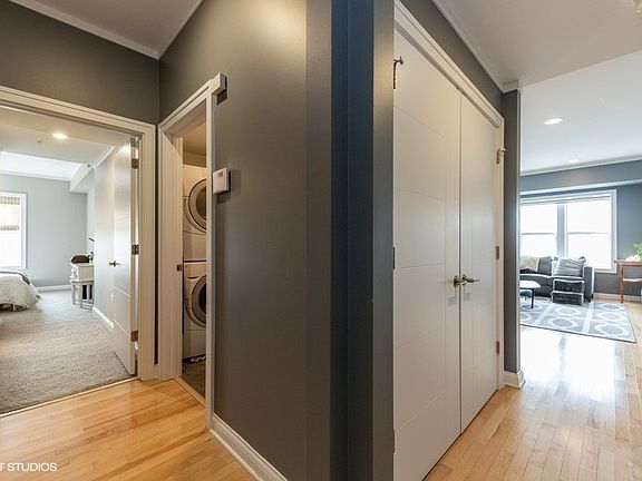 5th image of 101 Pointe Dr Unit 408