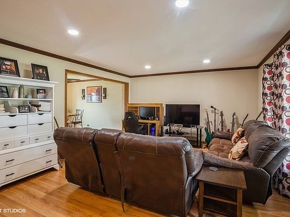 2nd image of 55 Wildwood Dr