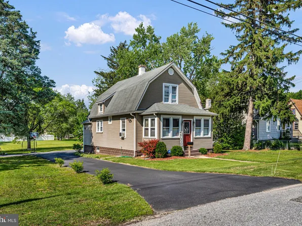 54 Osborn Ave, Vineland, NJ 08360