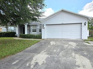 8010 Oak Run Cir, Lakeland, FL 33809