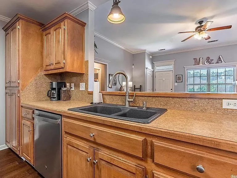 5334 Buckingham Pl — Photo 9