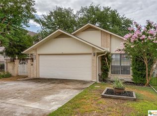 708 Lazy Bluff Ln, New Braunfels, TX 78130
