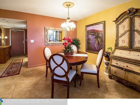 4th image of 575 Oaks Ln APT 607
