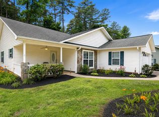 17 Coventry Cir E, Franklin, NC 28734