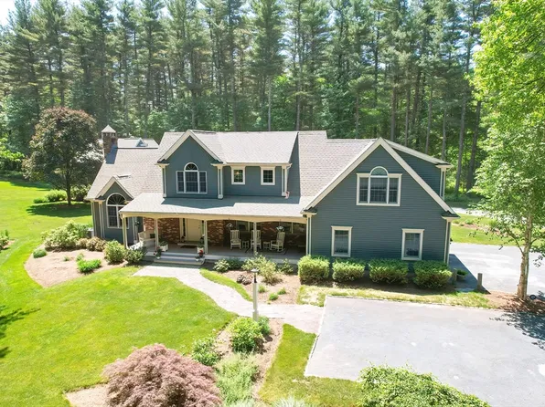 4 Evans Ln, Norfolk, MA 02056