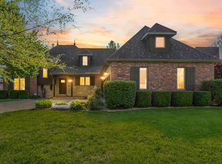 5332 S Hazel Dr, Springfield, MO 65810