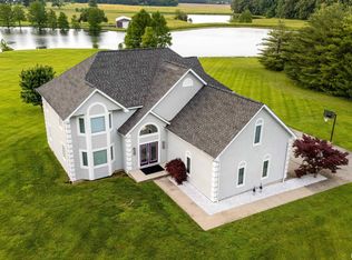 6381 Tyner Ln, Marion, IL 62959