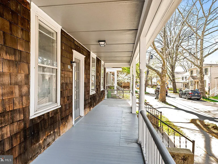 10 Lytle St #2 — Photo 4