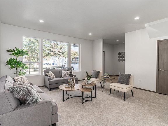 4th image of 317 S Sunderland Ln